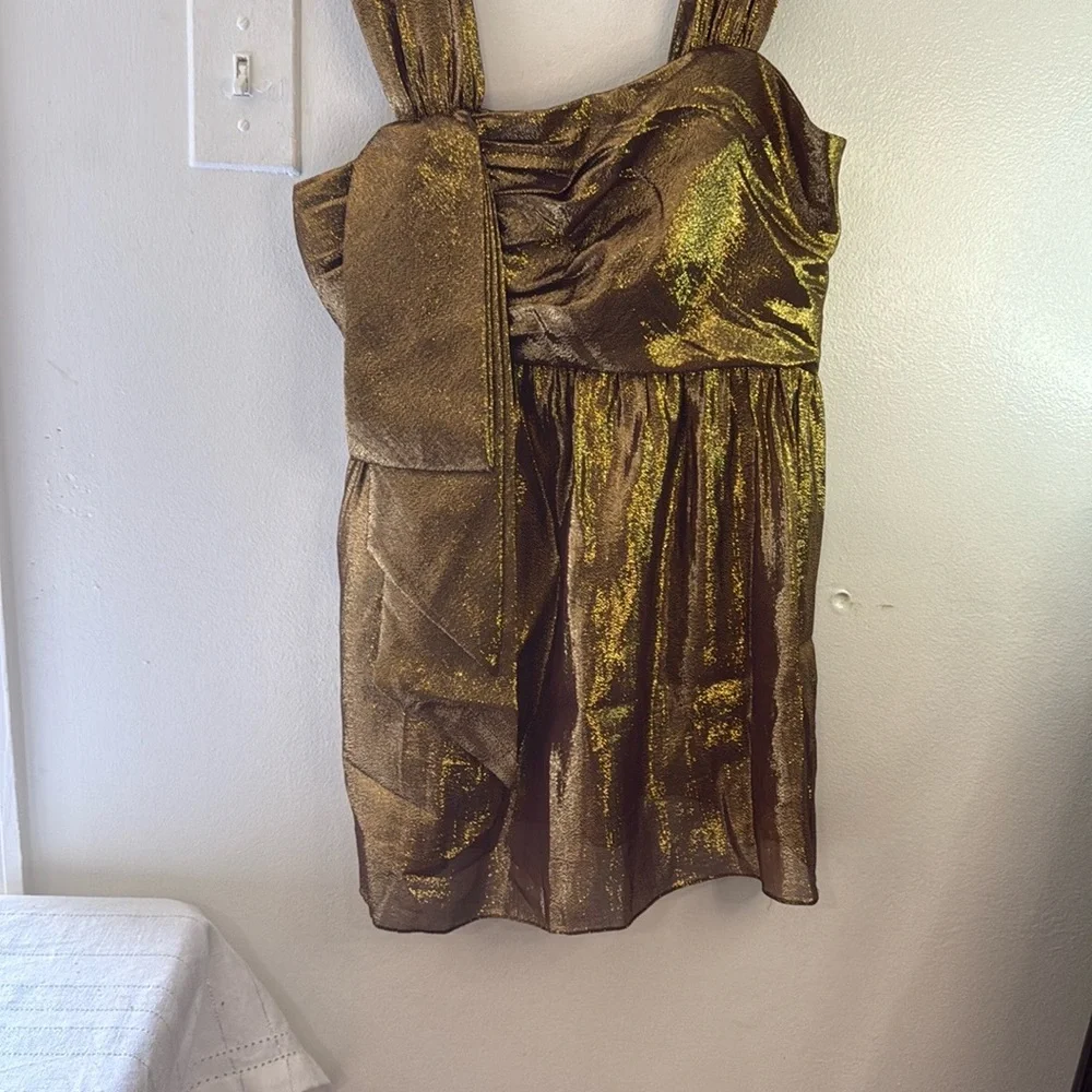 Shimmering Gold Dress with Elegant Bow - Picture 2 of 6